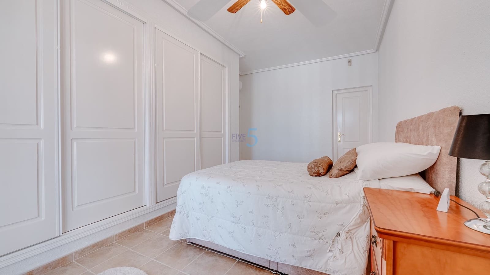 3 bedroom Villa for sale in Rojales with pool - € 430,000 (Ref: 9523059)