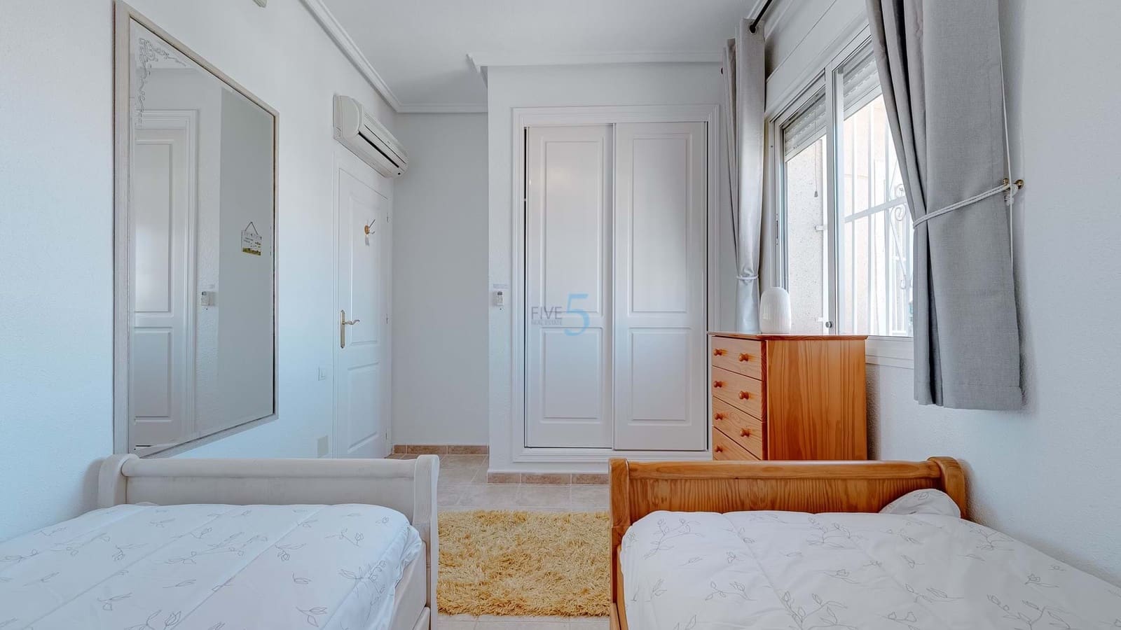 3 bedroom Villa for sale in Rojales with pool - € 430,000 (Ref: 9523059)