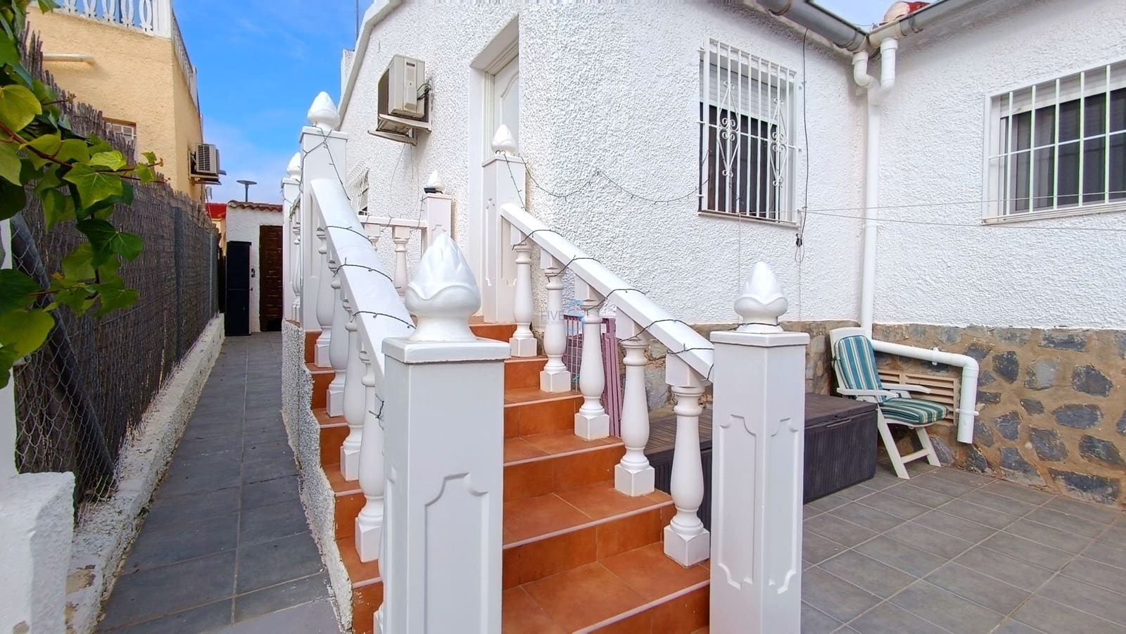 3 bedroom Villa for sale in San Fulgencio - € 227,999 (Ref: 9523474)