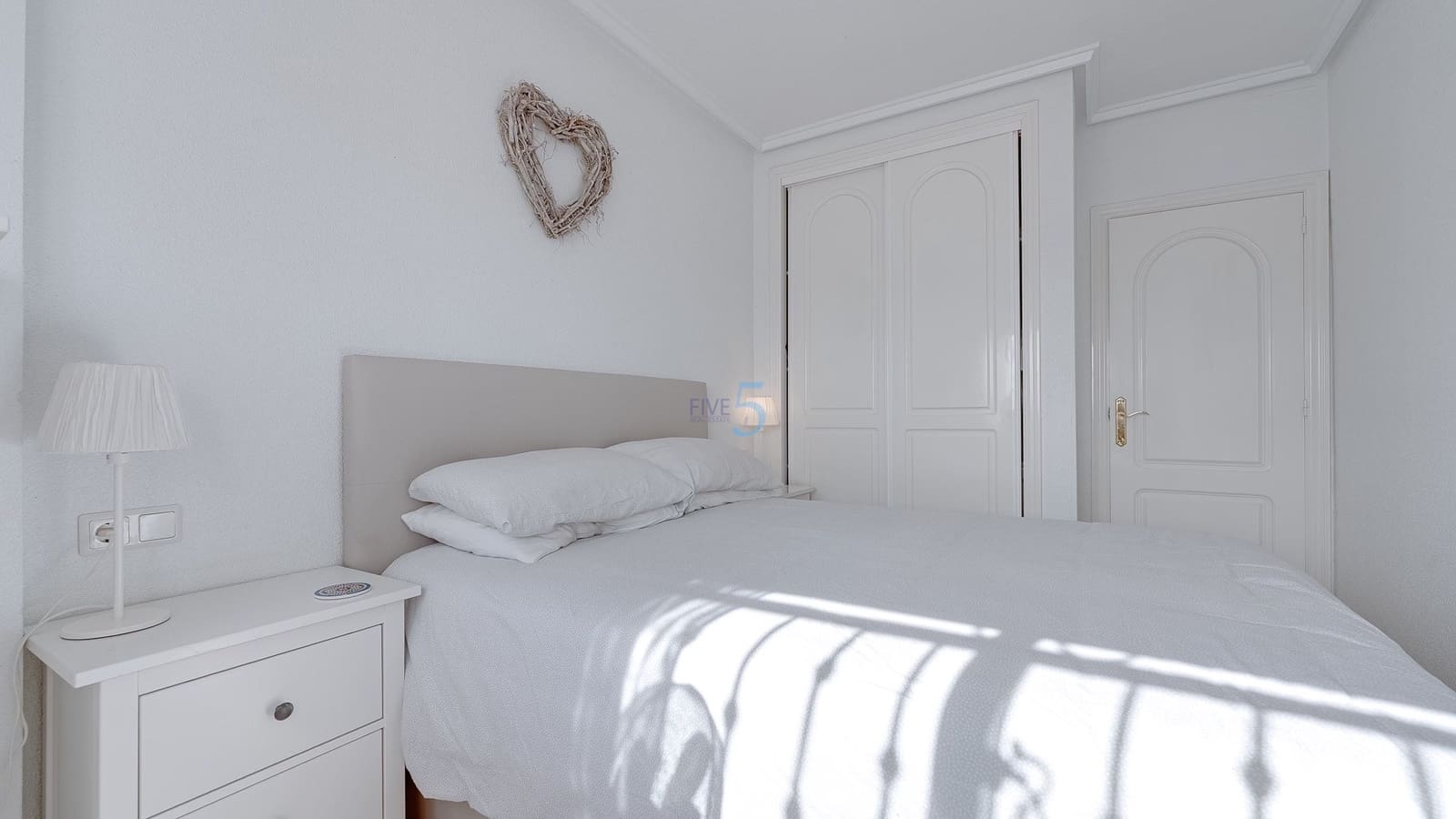 2 slaapkamer Appartement te koop in Ciudad Quesada met zwembad - € 149.999 (Ref: 9523477)