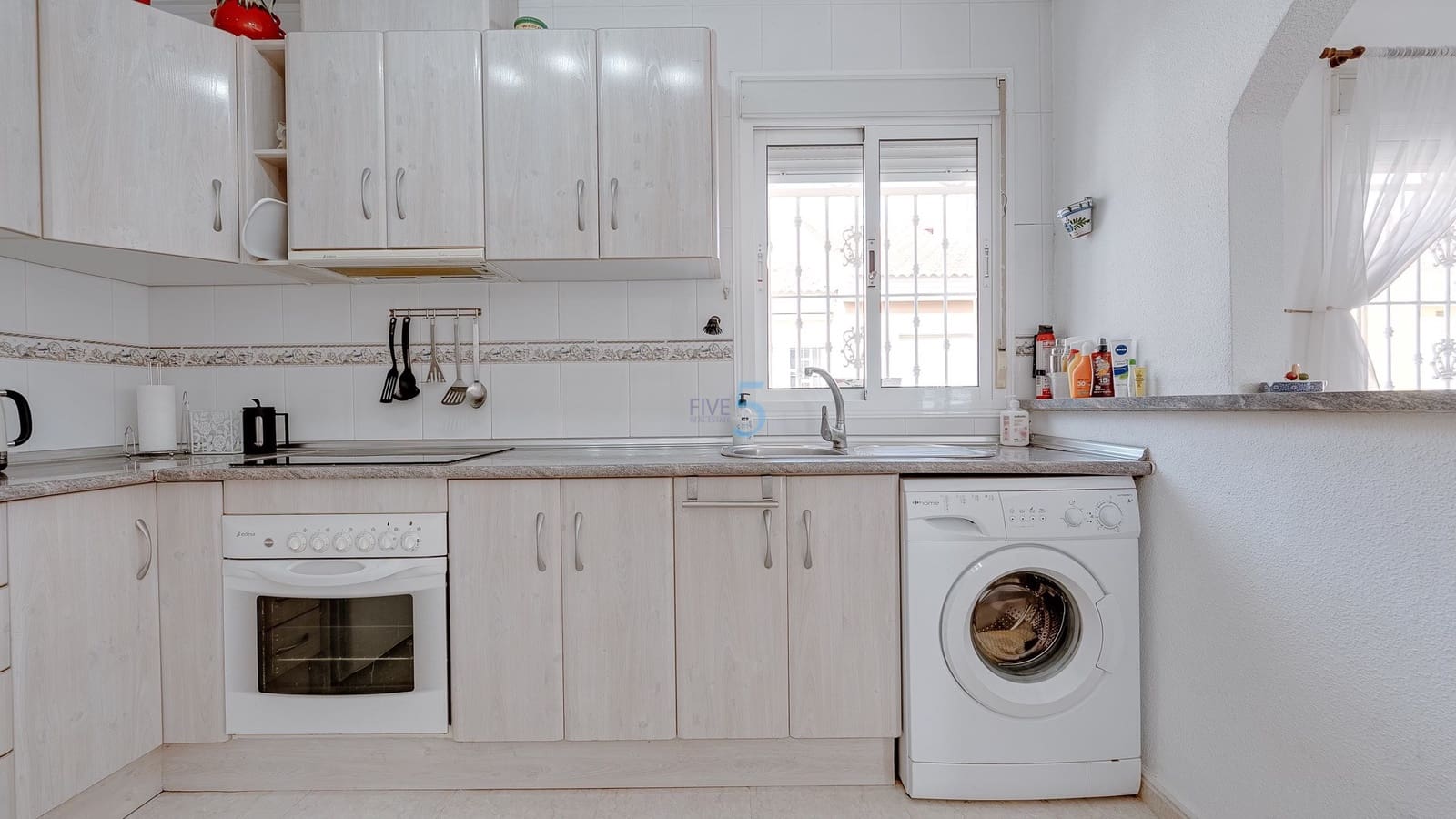 2 slaapkamer Appartement te koop in Ciudad Quesada met zwembad - € 149.999 (Ref: 9523477)