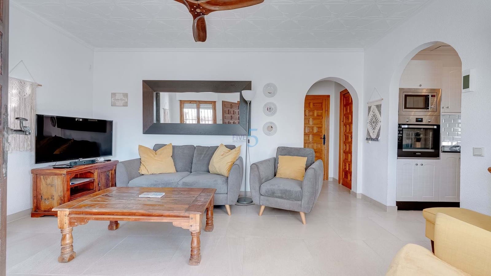 2 sypialnia Willa na sprzedaż w Torrevieja z basenem garażem - 299 900 € (Ref: 9524676)