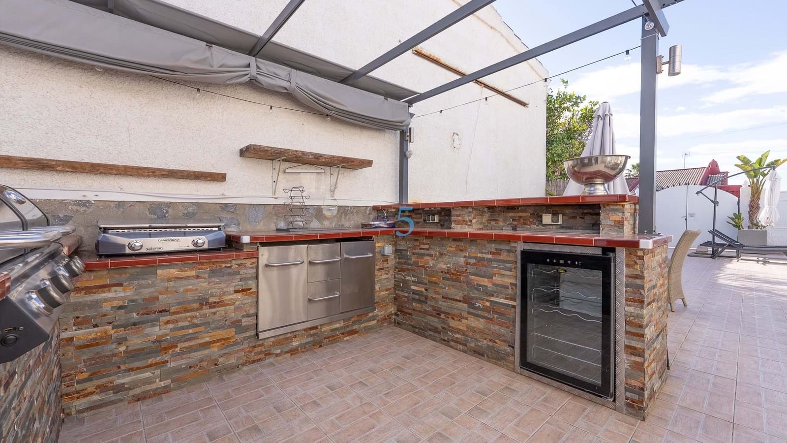 2 sypialnia Willa na sprzedaż w Torrevieja z basenem garażem - 299 900 € (Ref: 9524676)