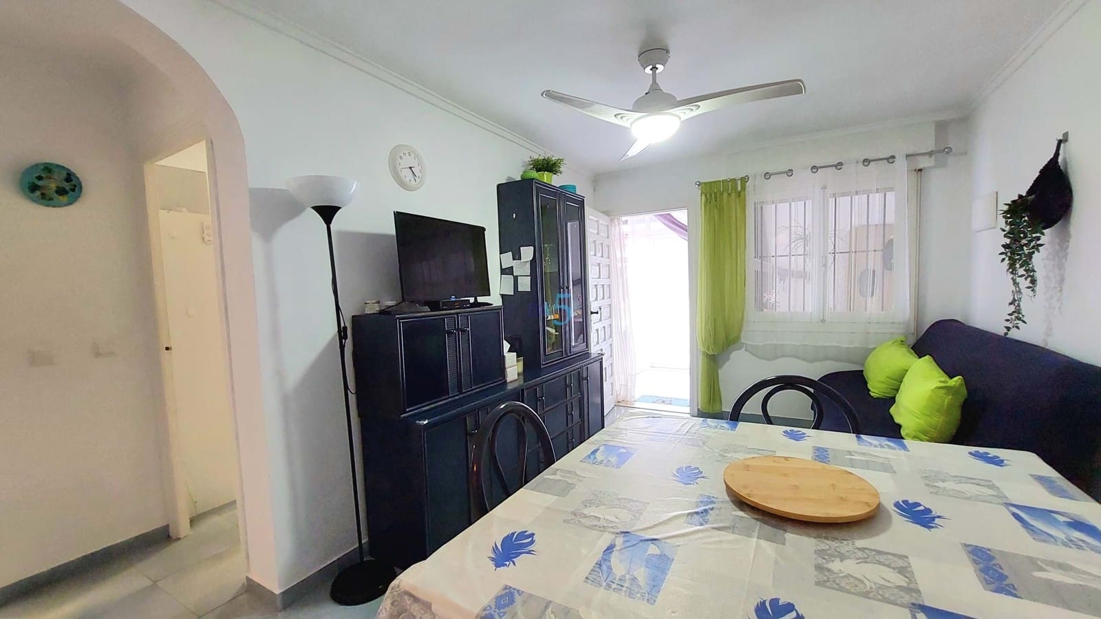 2 slaapkamer Bungalow te koop in Torrevieja - € 115.000 (Ref: 9525698)