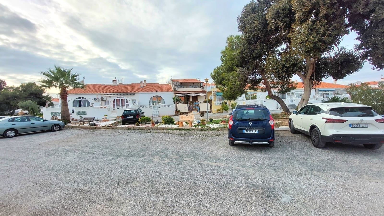 2 slaapkamer Bungalow te koop in Torrevieja - € 115.000 (Ref: 9525698)