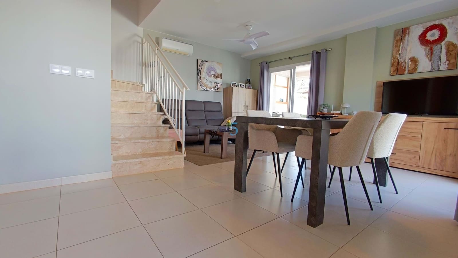 3 chambre Villa/Maison Semi-Mitoyenne à vendre à Ciudad Quesada avec piscine garage - 285 000 € (Ref: 9525926)