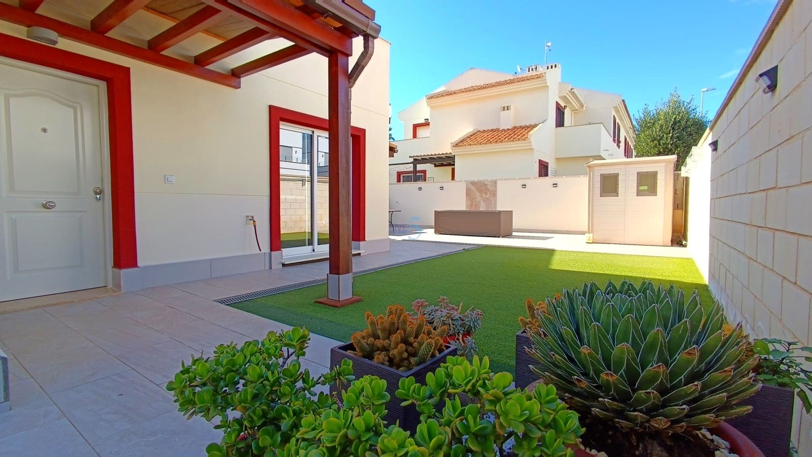 3 chambre Villa/Maison Semi-Mitoyenne à vendre à Ciudad Quesada avec piscine garage - 285 000 € (Ref: 9525926)