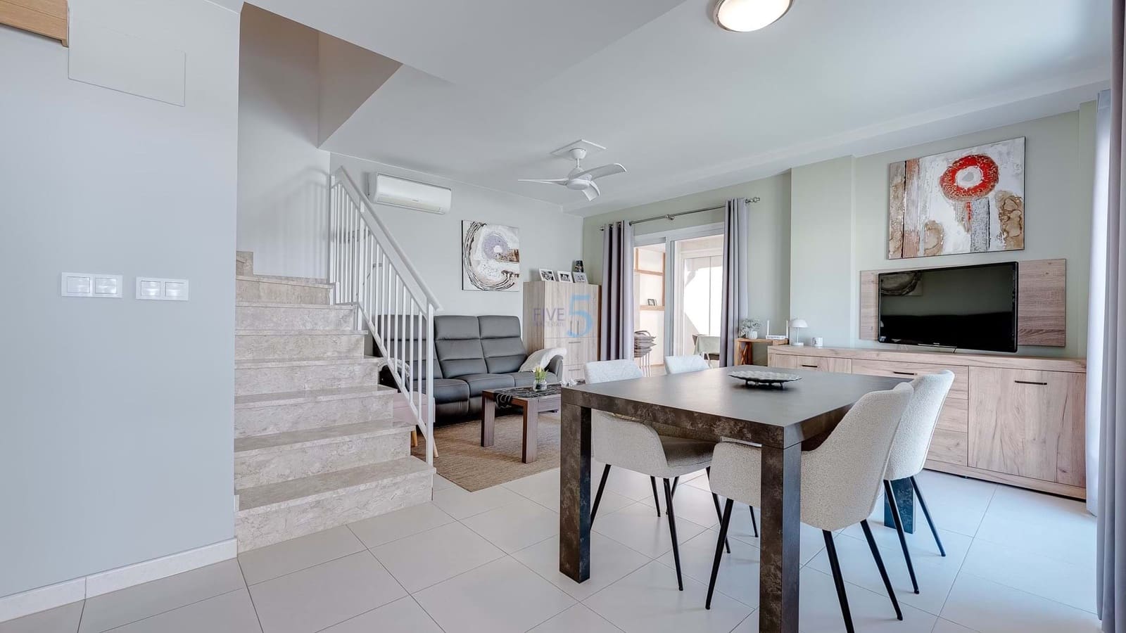 3 quarto Moradia Geminada para venda em Ciudad Quesada com piscina garagem - 285 000 € (Ref: 9525926)