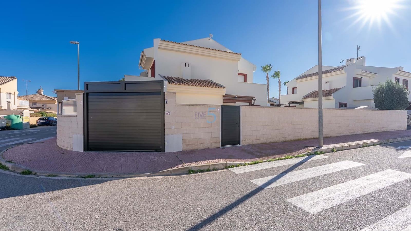 3 quarto Moradia Geminada para venda em Ciudad Quesada com piscina garagem - 285 000 € (Ref: 9525926)