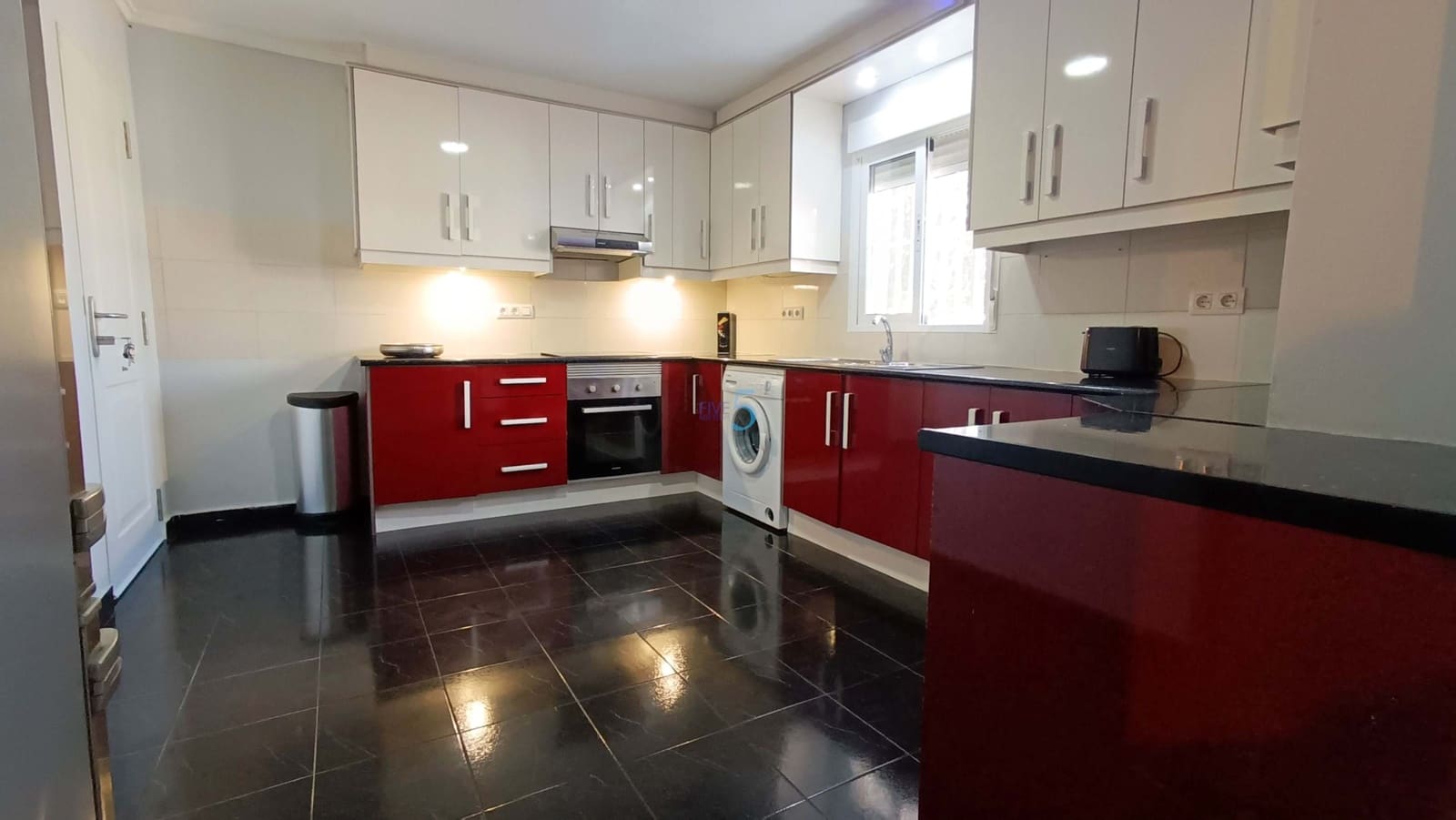 2 sypialnia Willa na sprzedaż w Torrevieja z basenem - 280 000 € (Ref: 9528929)