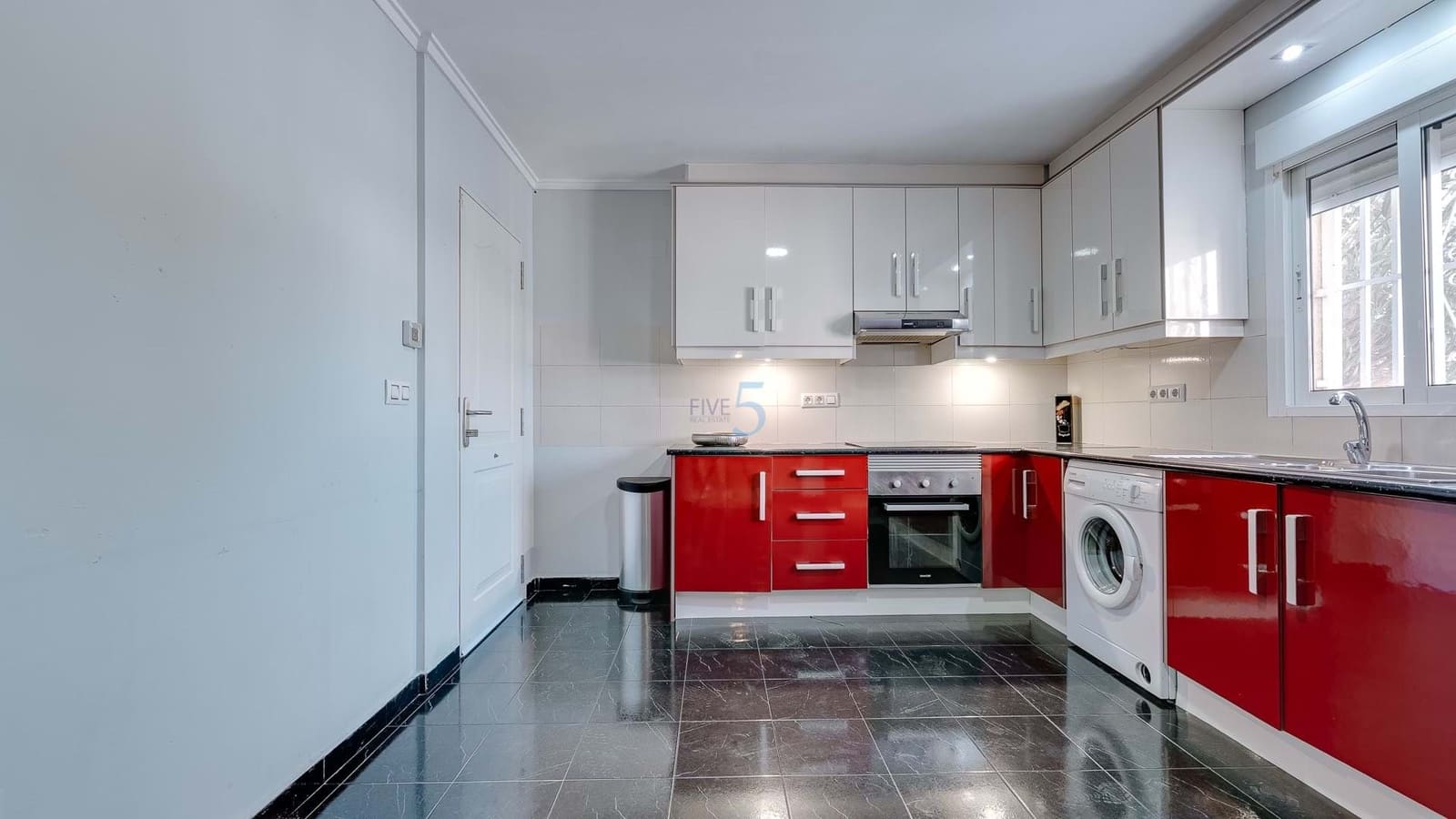 2 quarto Moradia para venda em Torrevieja com piscina - 265 000 € (Ref: 9528929)