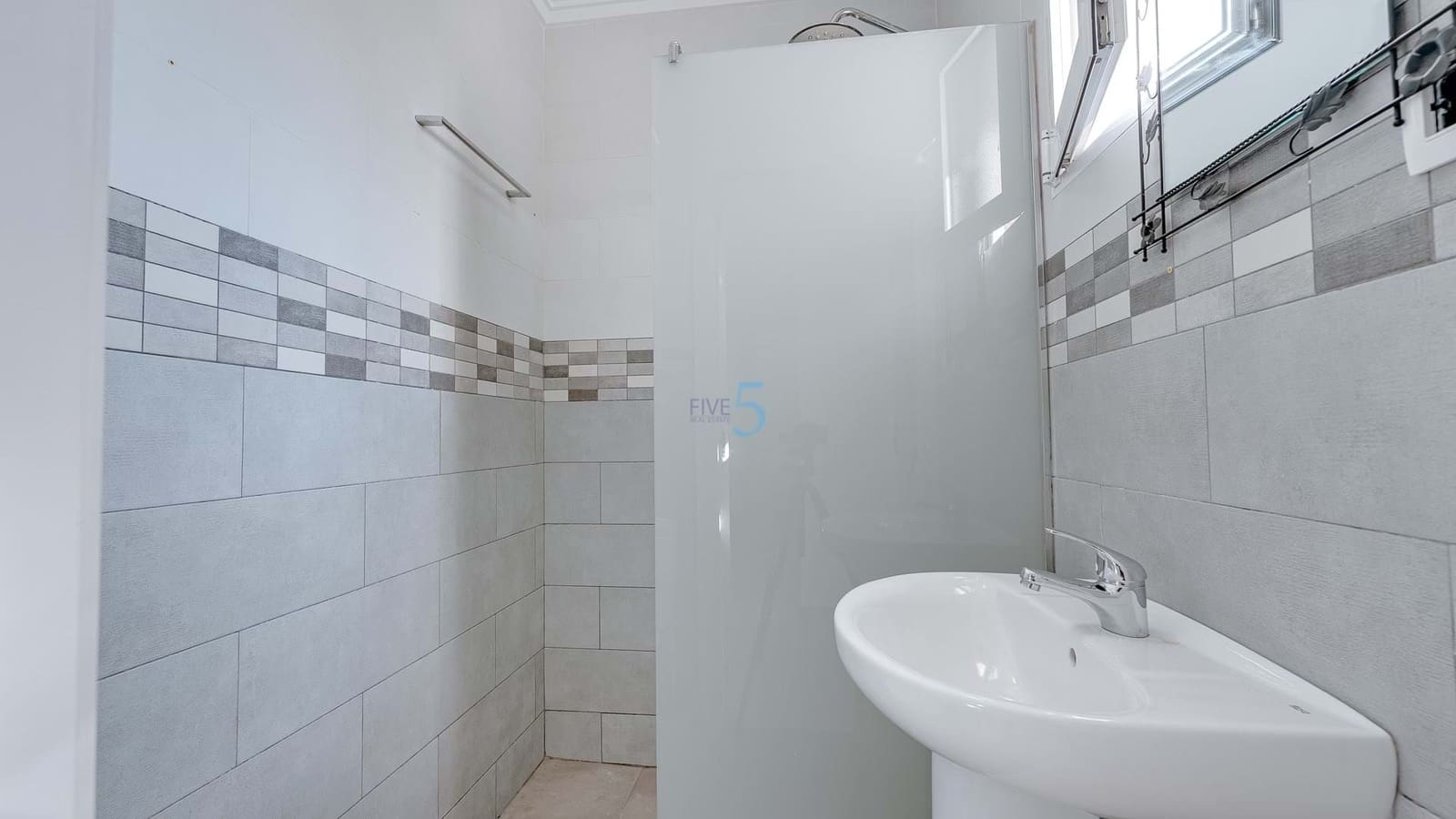 2 quarto Moradia para venda em Torrevieja com piscina - 265 000 € (Ref: 9528929)