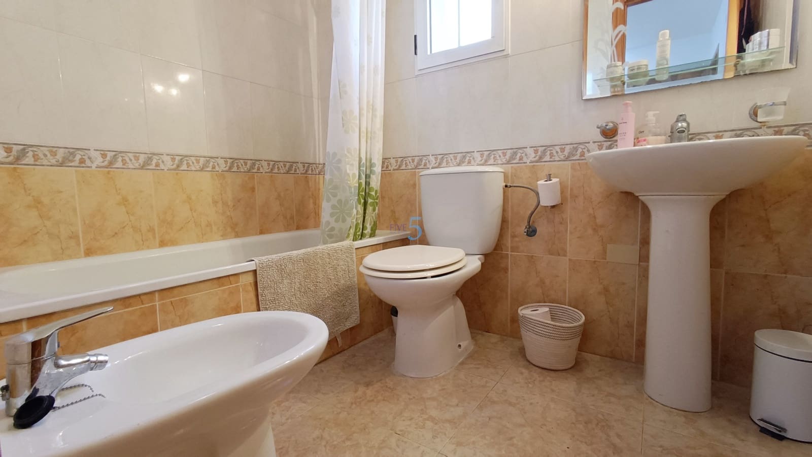 3 sypialnia Dom na sprzedaż w Torrevieja z basenem - 195 000 € (Ref: 9528930)
