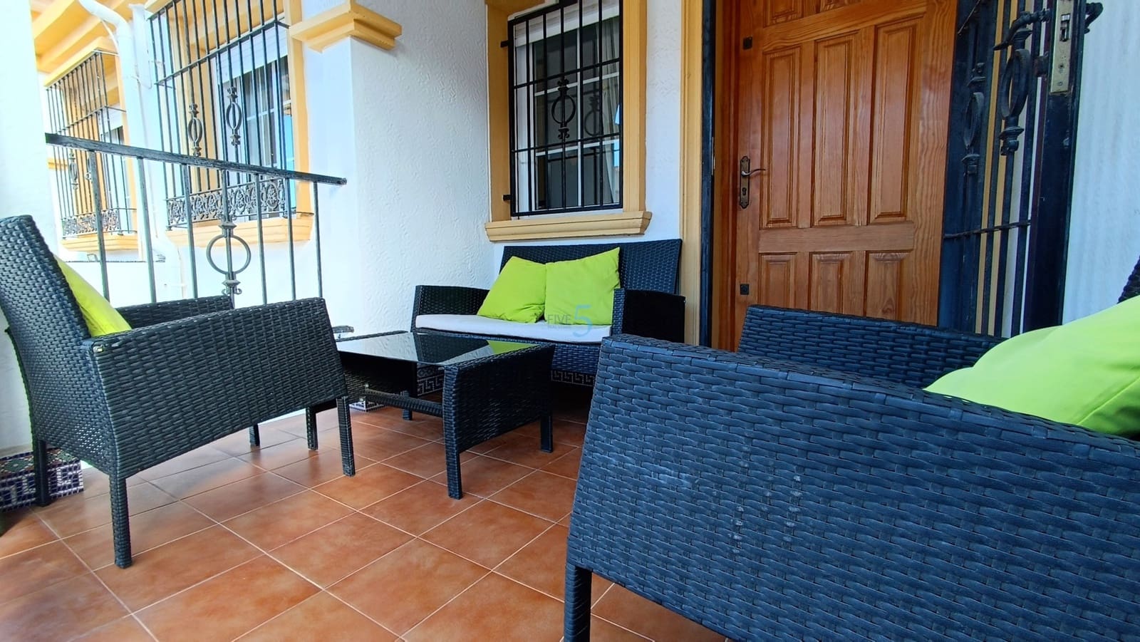 3 sypialnia Dom na sprzedaż w Torrevieja z basenem - 195 000 € (Ref: 9528930)