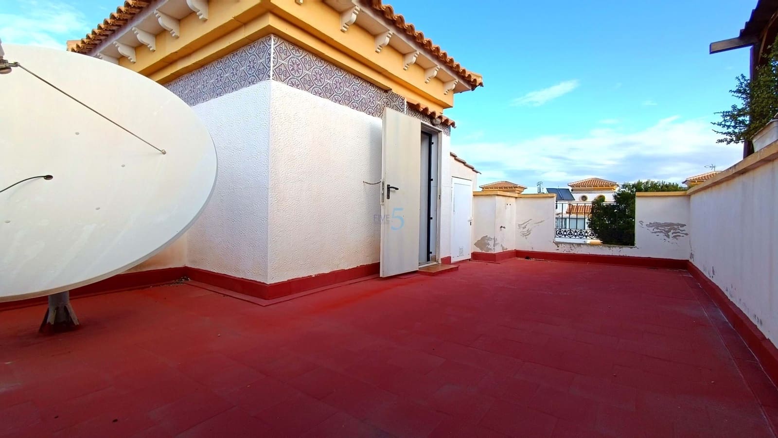 3 sypialnia Dom na sprzedaż w Torrevieja z basenem - 195 000 € (Ref: 9528930)