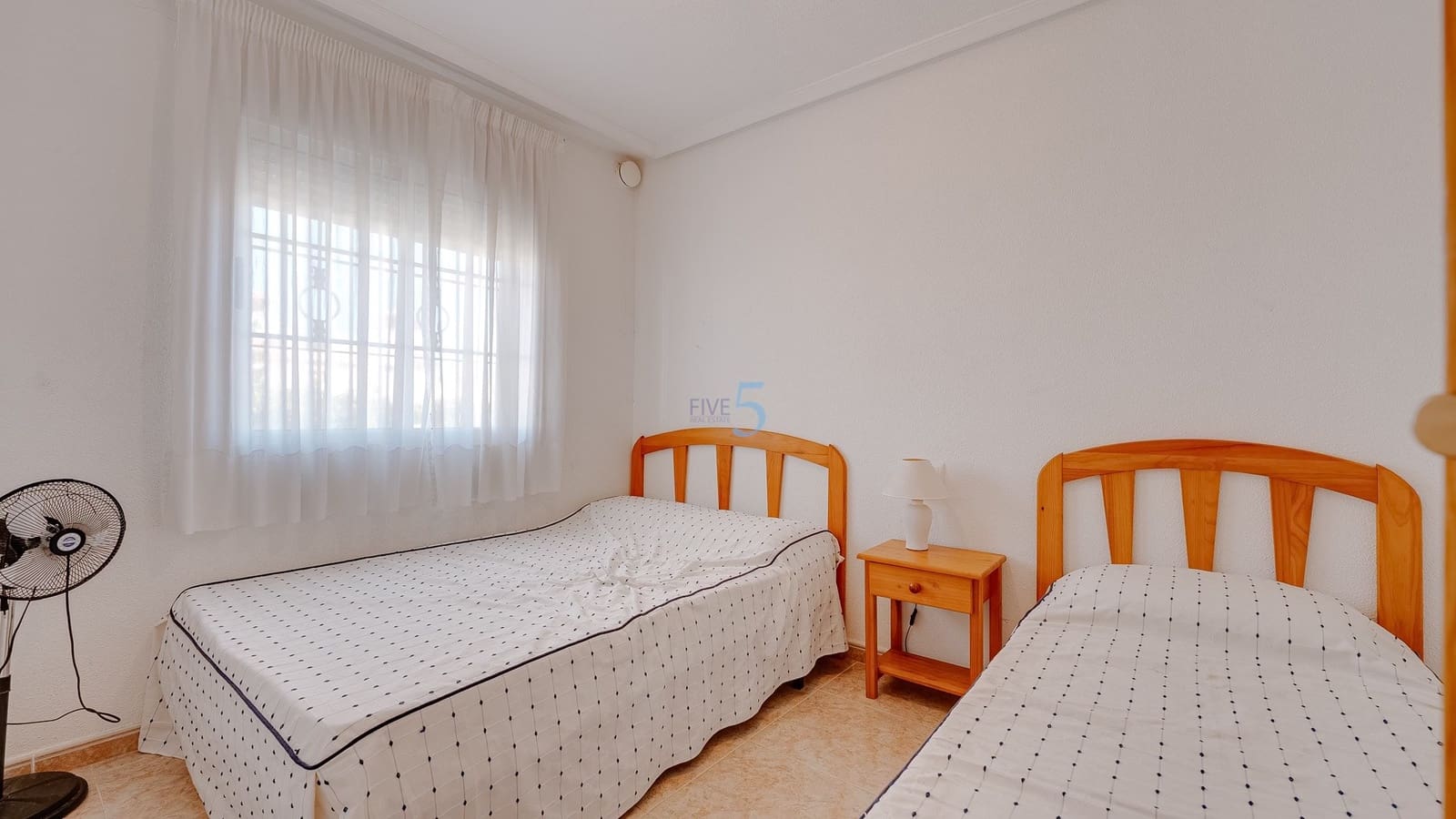 3 Zimmer Haus zu verkaufen in Torrevieja mit Pool - 195.000 € (Ref: 9528930)