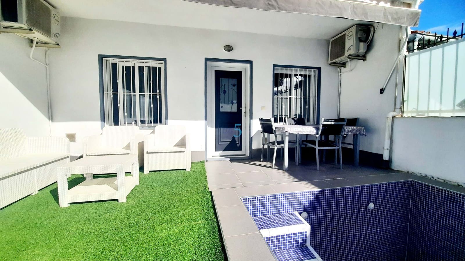 2 quarto Bungalow para venda em Santiago de la Ribera com piscina - 165 000 € (Ref: 9529188)