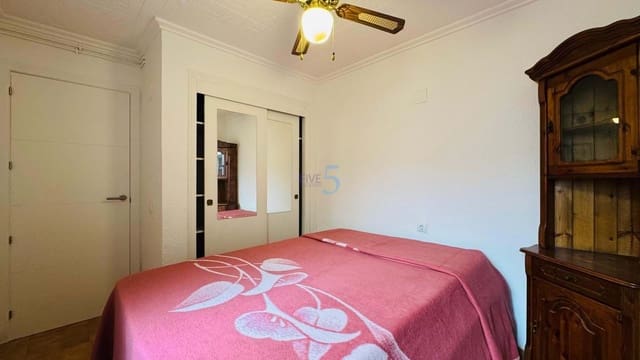 Casa de 2 habitaciones en Torrevieja en venta - 149.500 € (Ref: 9532337)