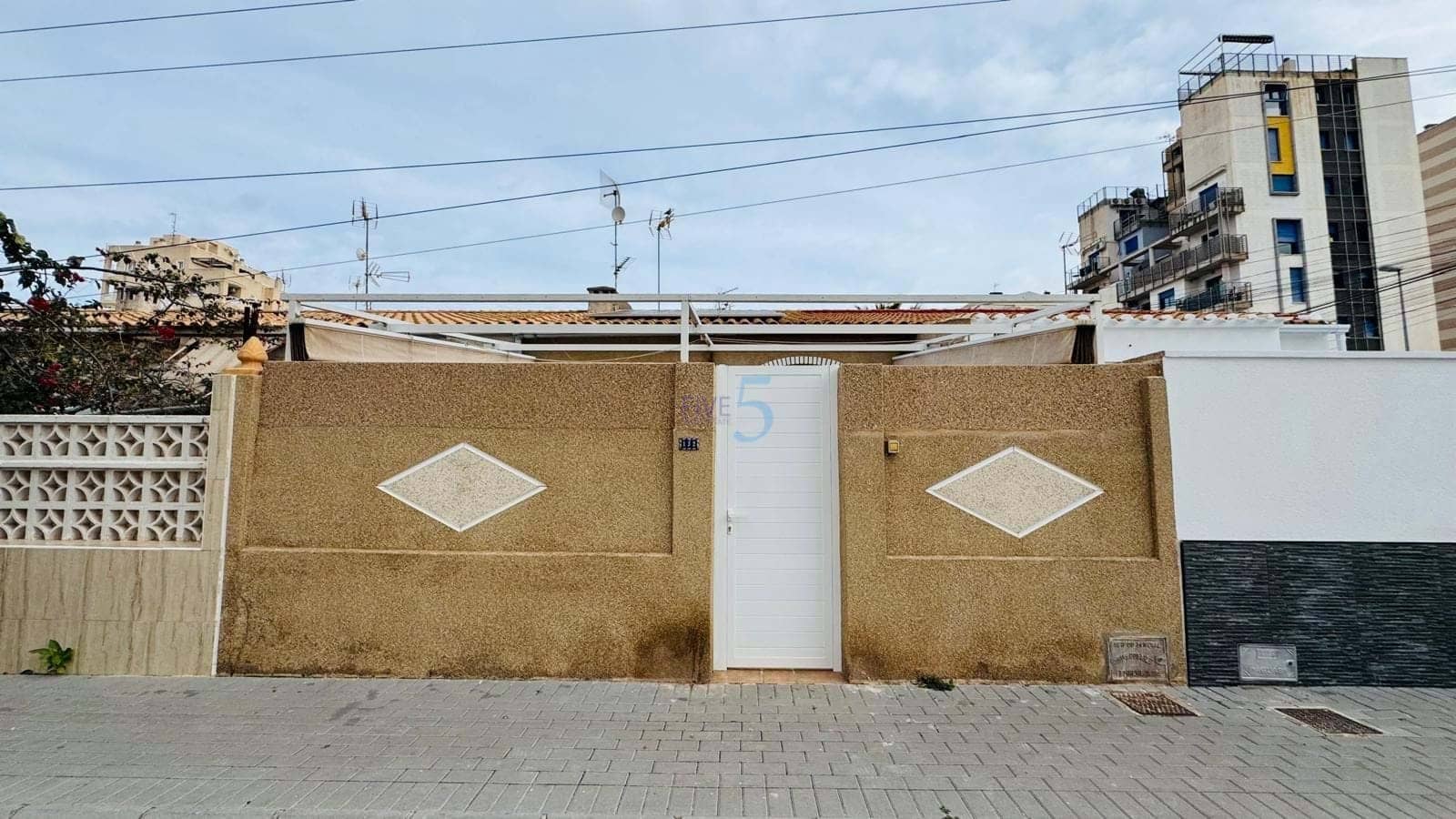 2 soveværelse Byhus til salg i Torrevieja - € 149.500 (Ref: 9532337)