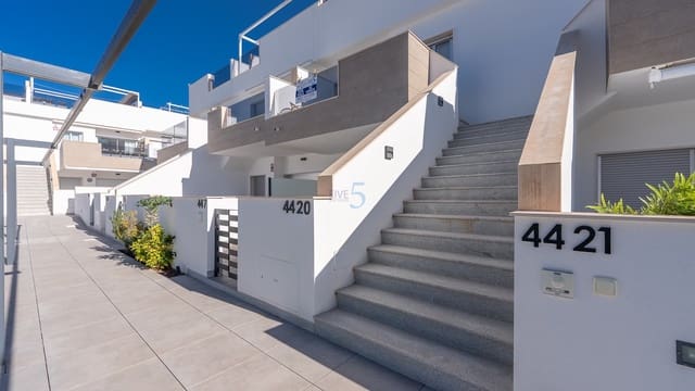 2 soverom Leilighet til salgs i Pilar de la Horadada med svømmebasseng garasje - € 235 000 (Ref: 9532741)