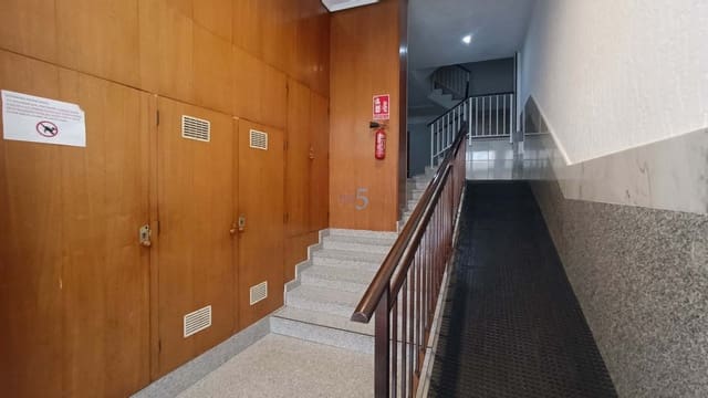 4 chambre Appartement à vendre à Torrevieja - 174 995 € (Ref: 9532742)