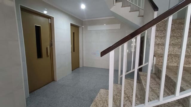 4 chambre Appartement à vendre à Torrevieja - 174 995 € (Ref: 9532742)