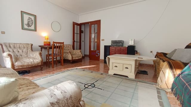 4 chambre Appartement à vendre à Torrevieja - 174 995 € (Ref: 9532742)