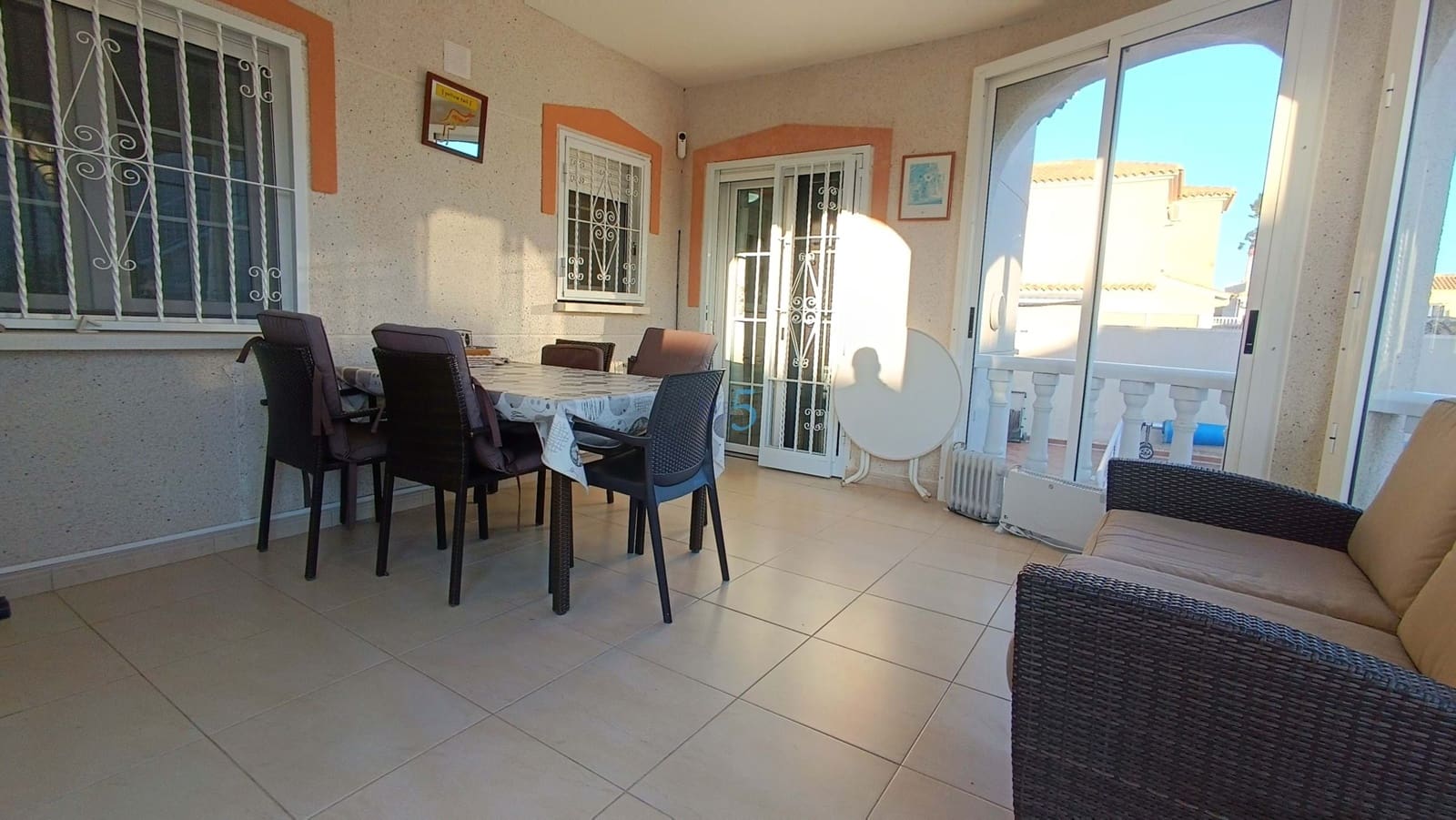 3 slaapkamer Villa te koop in Ciudad Quesada met zwembad - € 345.000 (Ref: 9532743)