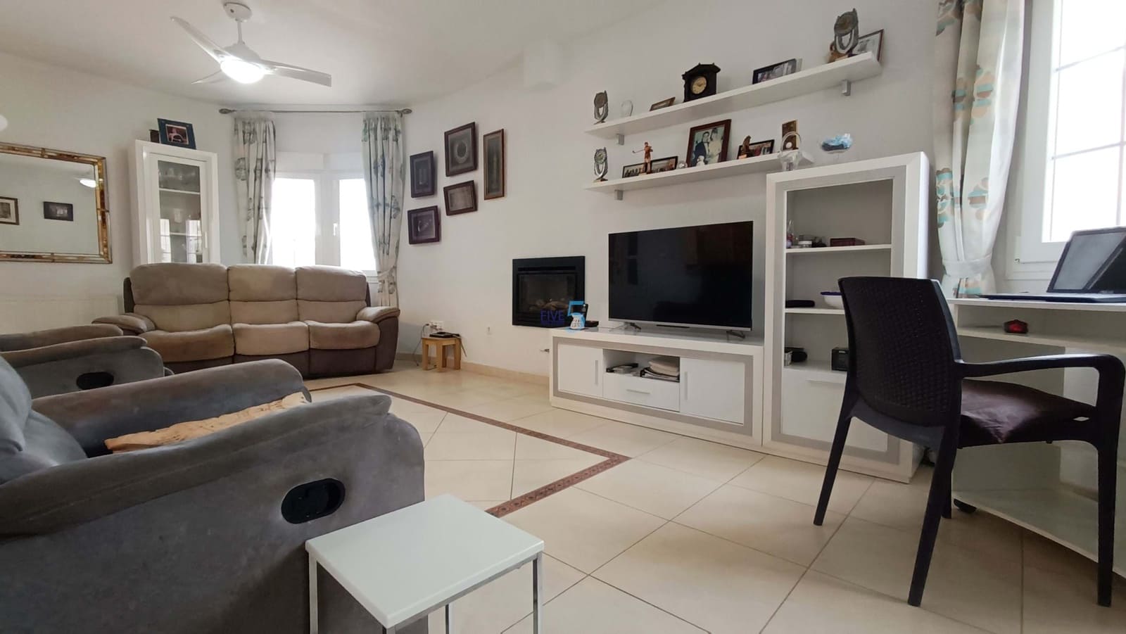 3 slaapkamer Villa te koop in Ciudad Quesada met zwembad - € 345.000 (Ref: 9532743)