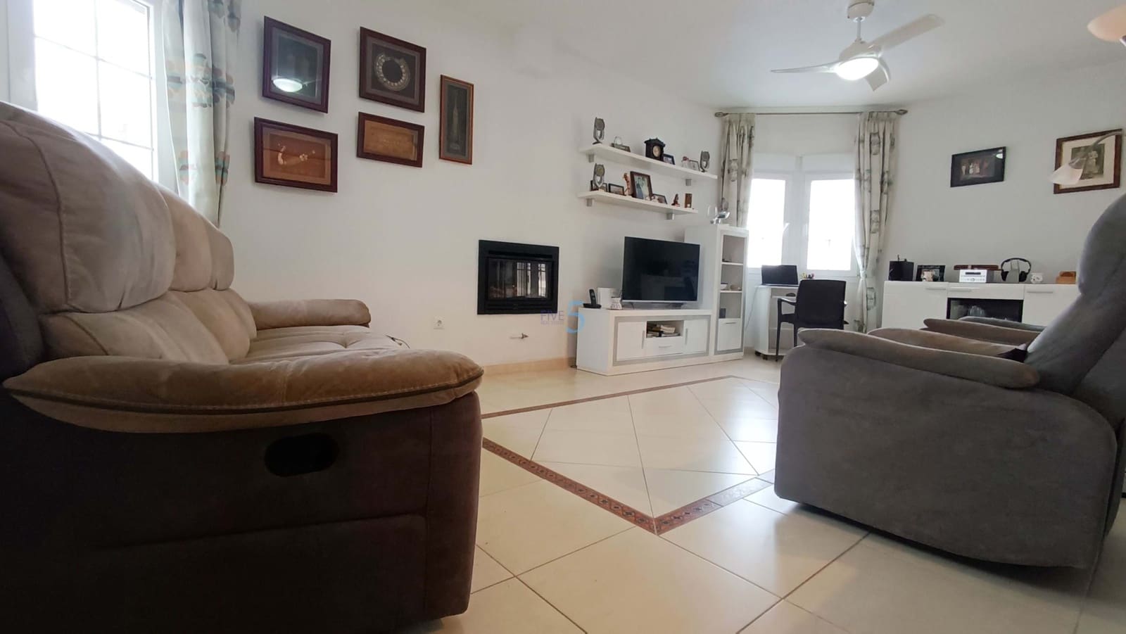 3 slaapkamer Villa te koop in Ciudad Quesada met zwembad - € 345.000 (Ref: 9532743)