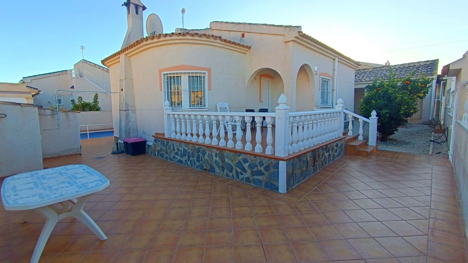 3 slaapkamer Villa te koop in Ciudad Quesada met zwembad - € 345.000 (Ref: 9532743)