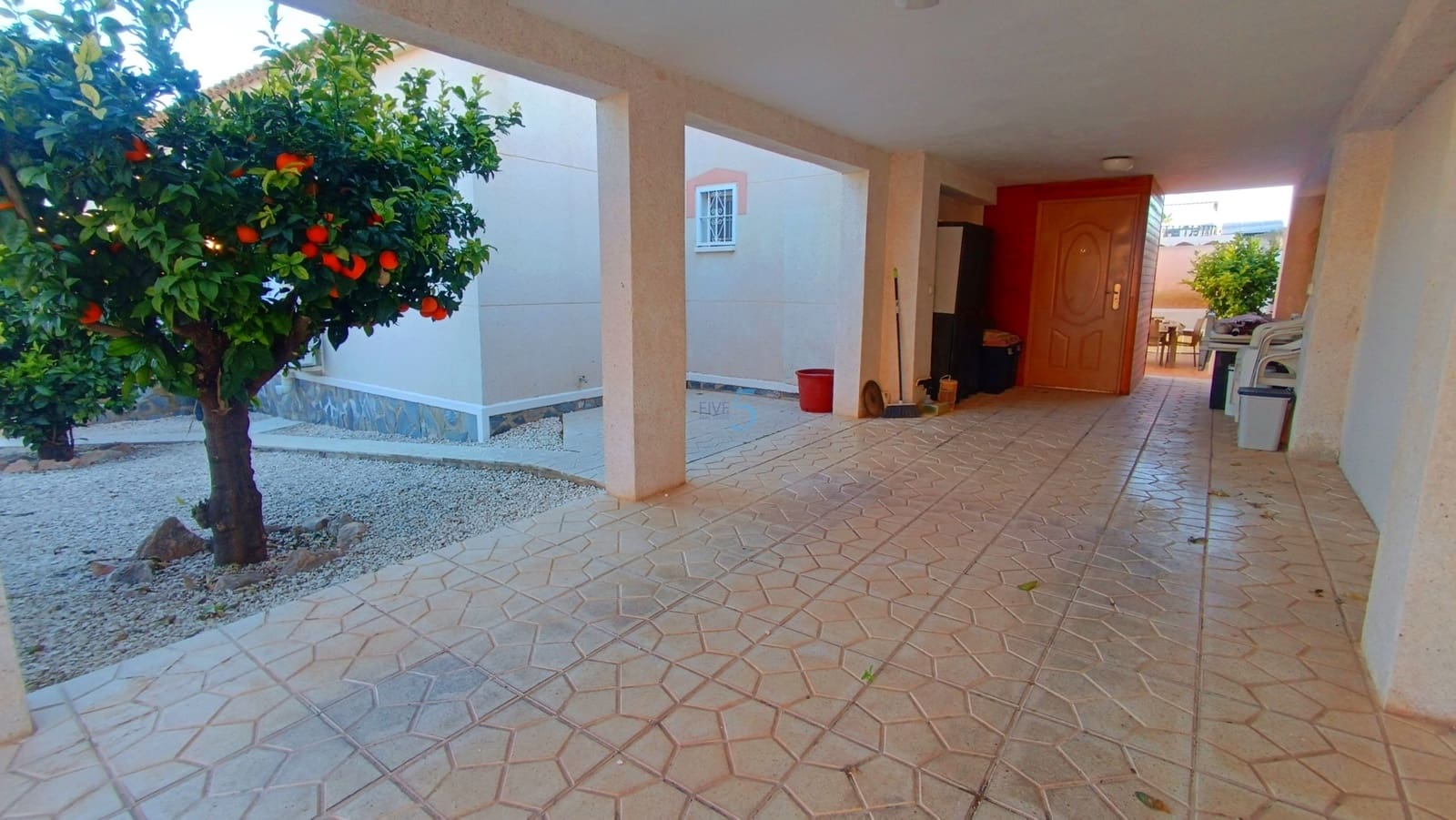 3 slaapkamer Villa te koop in Ciudad Quesada met zwembad - € 345.000 (Ref: 9532743)