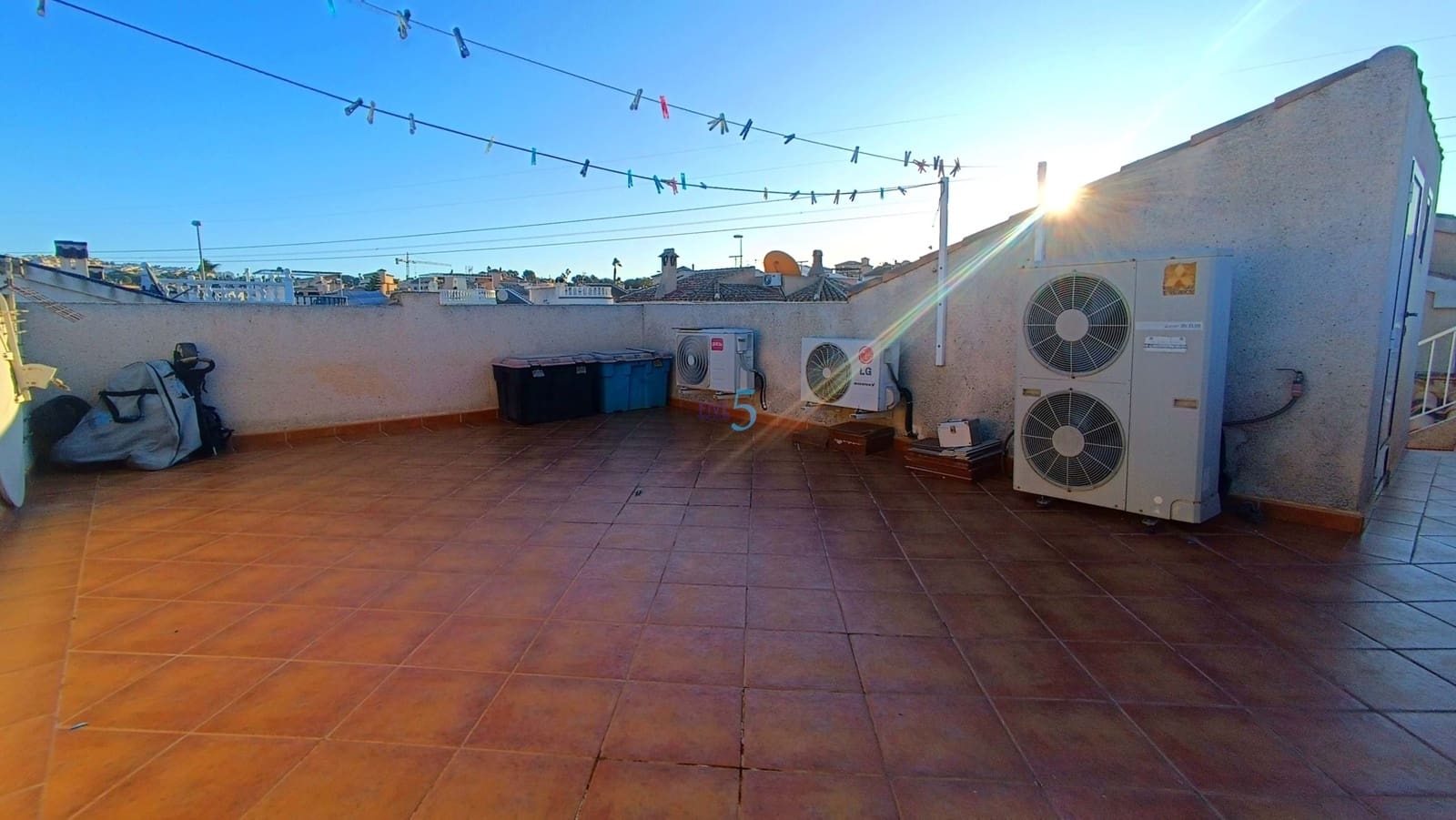 3 slaapkamer Villa te koop in Ciudad Quesada met zwembad - € 345.000 (Ref: 9532743)