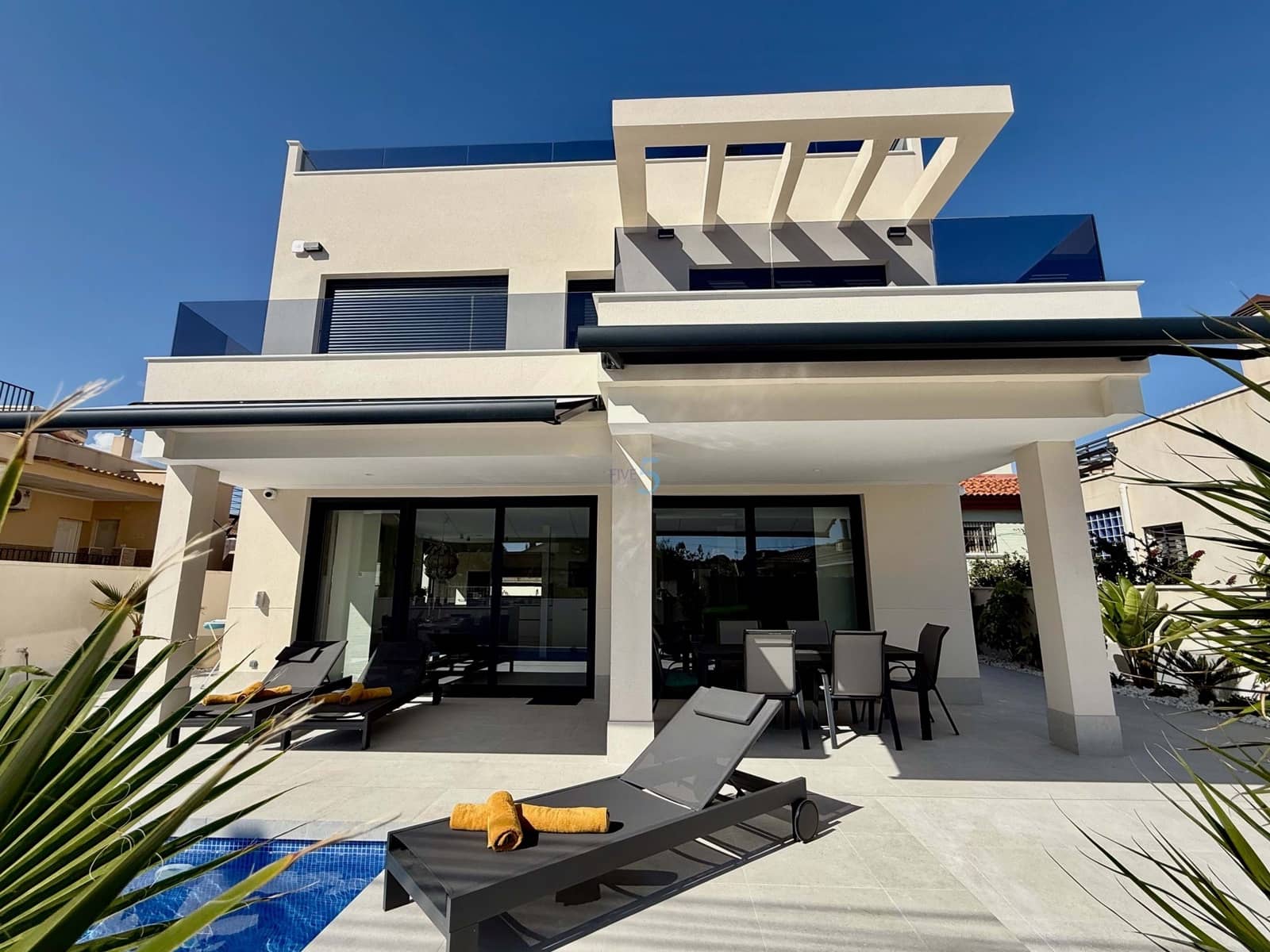 4 quarto Moradia para venda em San Fulgencio com piscina - 660 000 € (Ref: 9533069)