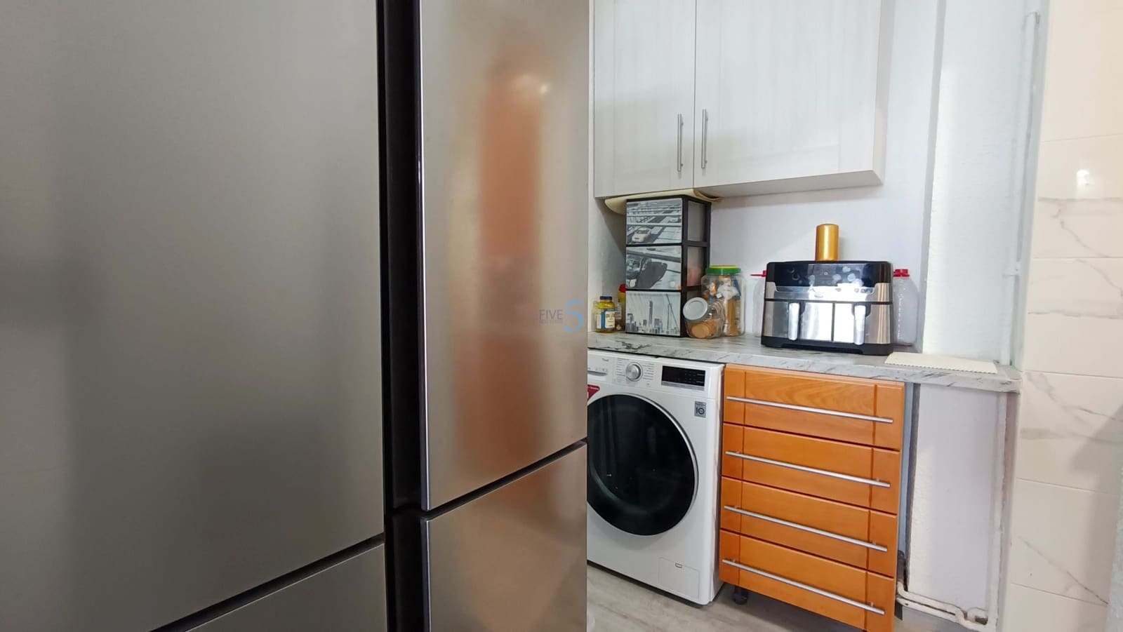 Casa de 2 habitaciones en Torrevieja en venta con garaje - 139.995 € (Ref: 9533070)