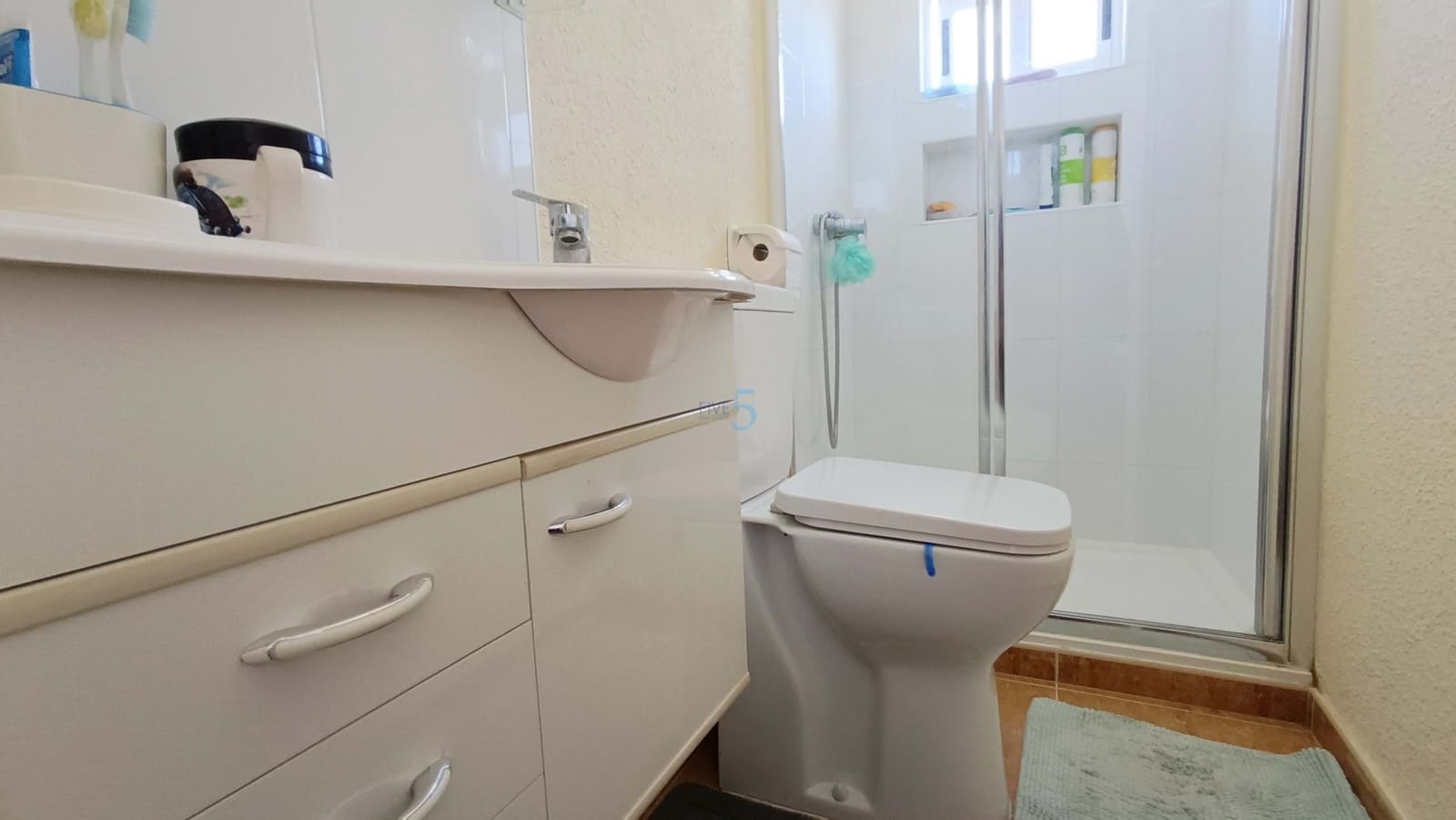 Casa de 2 habitaciones en Torrevieja en venta con garaje - 139.995 € (Ref: 9533070)