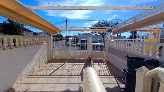 2 bedroom Townhouse for sale in Torrevieja with garage - € 139,995 (Ref: 9533070)
