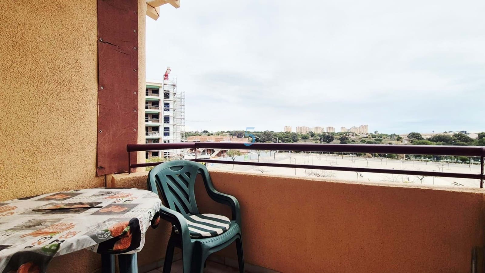 Apartamento de 1 habitación en Pilar de la Horadada en venta con piscina garaje - 125.000 € (Ref: 9534840)