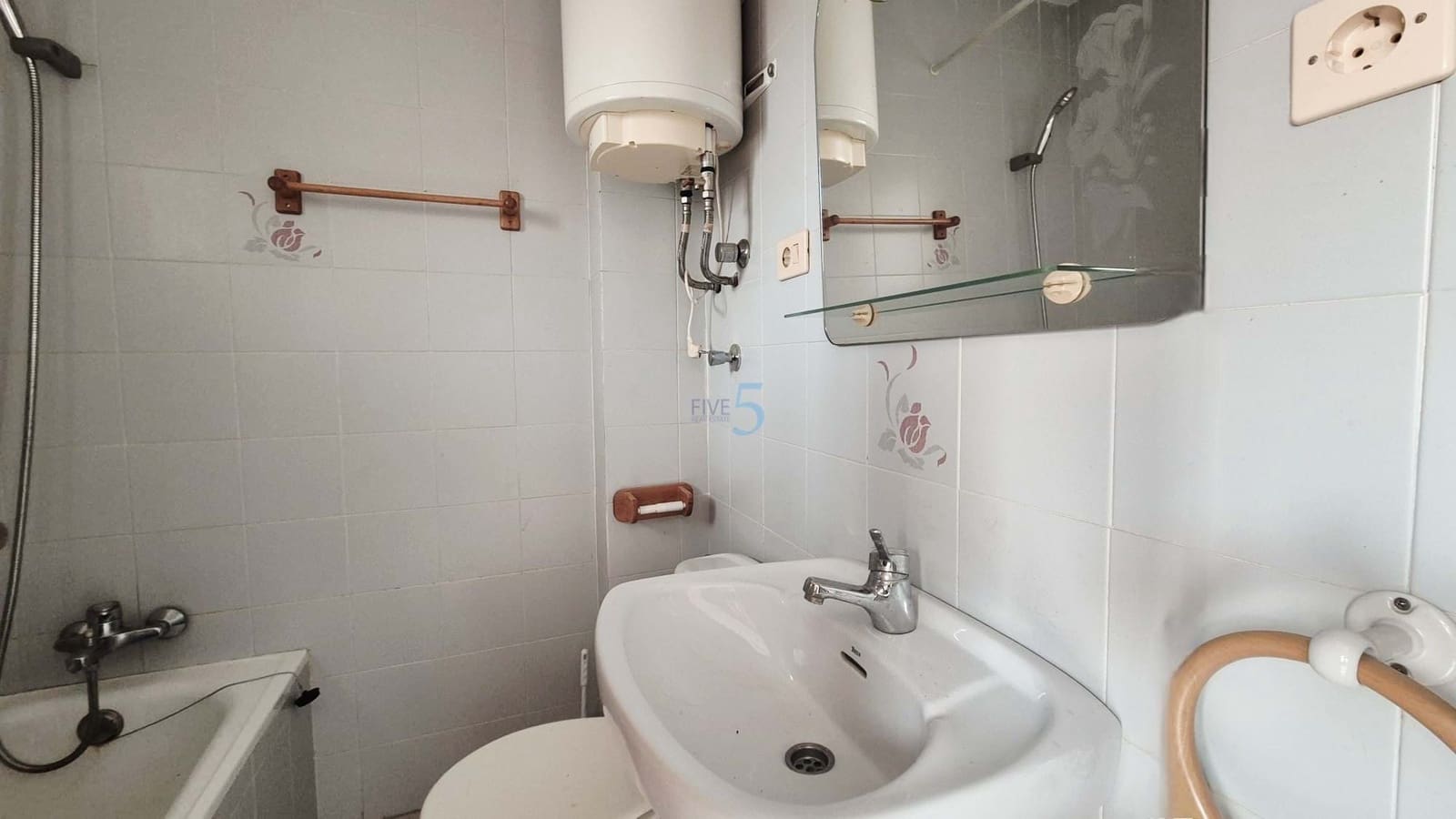 Apartamento de 1 habitación en Pilar de la Horadada en venta con piscina garaje - 125.000 € (Ref: 9534840)