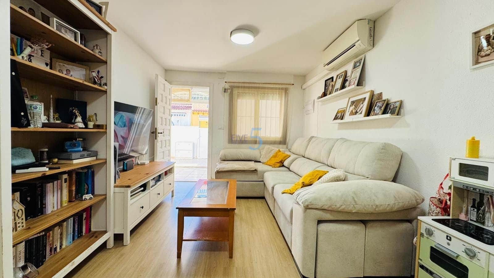 Casa de 2 habitaciones en El Chaparral en venta - 130.000 € (Ref: 9536405)