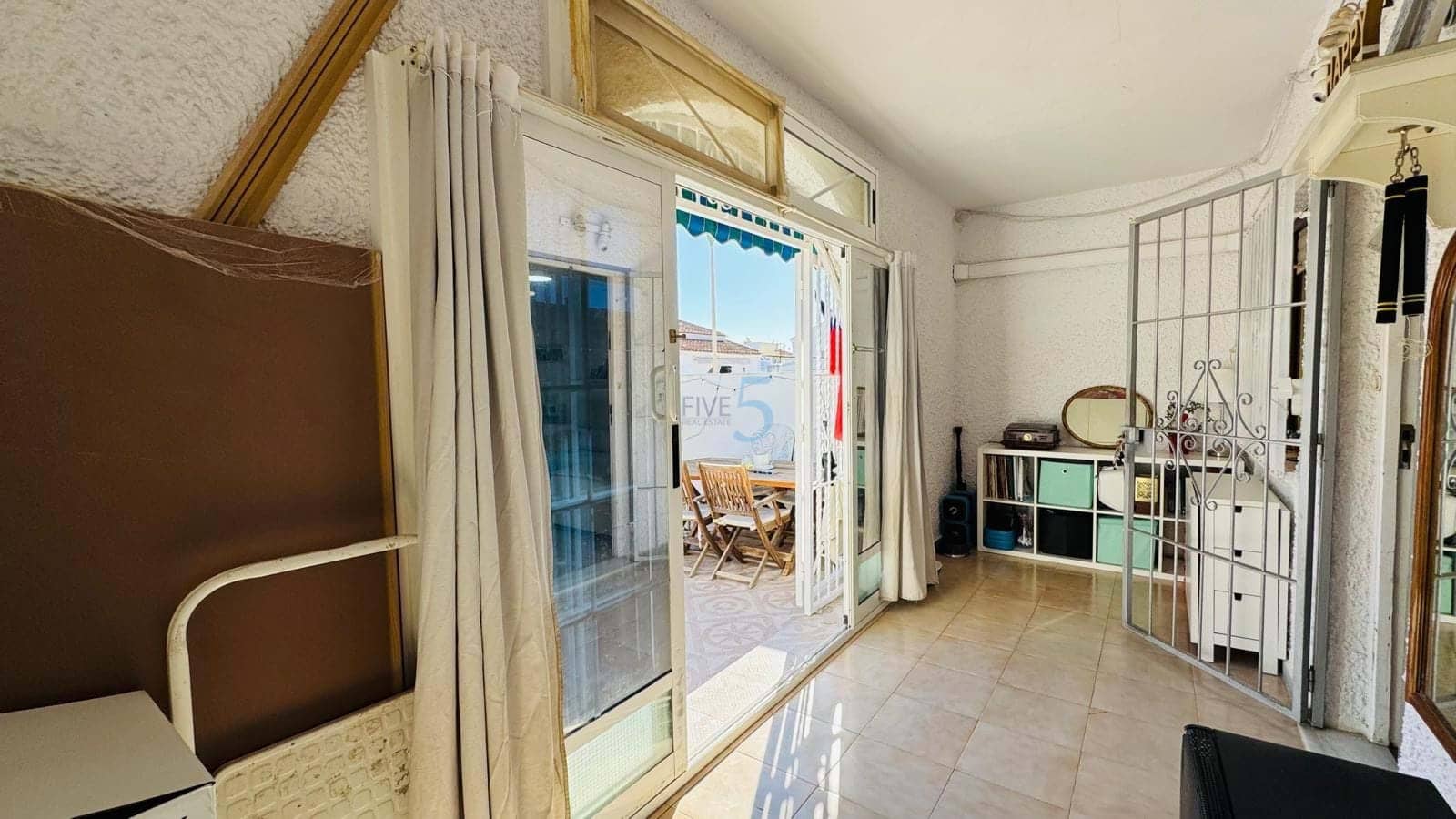 Casa de 2 habitaciones en El Chaparral en venta - 130.000 € (Ref: 9536405)