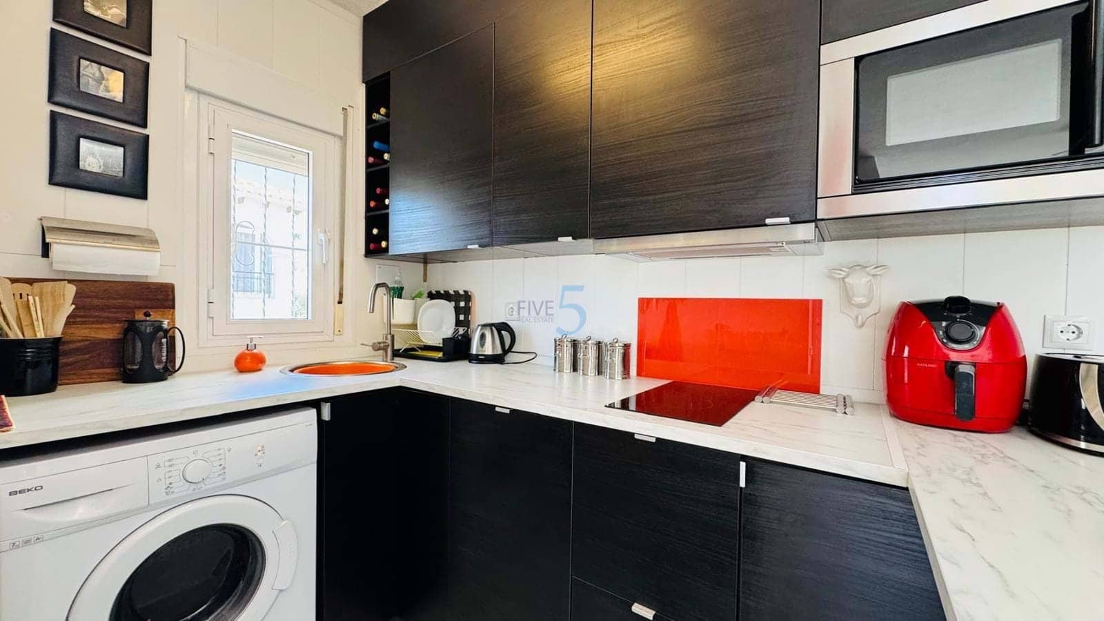 2 soverom Leilighet til salgs i Villamartin med svømmebasseng garasje - € 194 900 (Ref: 9536406)