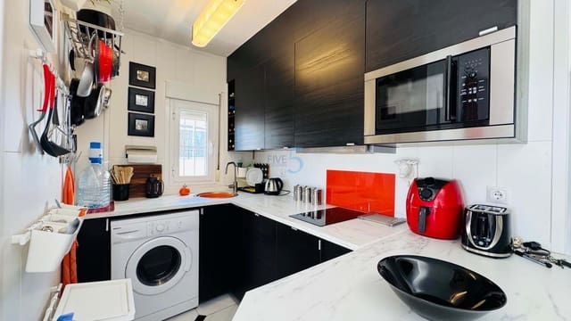 2 soverom Leilighet til salgs i Villamartin, Orihuela med svømmebasseng garasje - € 194 900 (Ref: 9536406)