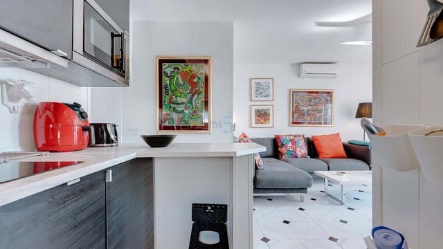 2 chambre Appartement à vendre à Villamartin, Orihuela avec piscine garage - 194 900 € (Ref: 9536406)