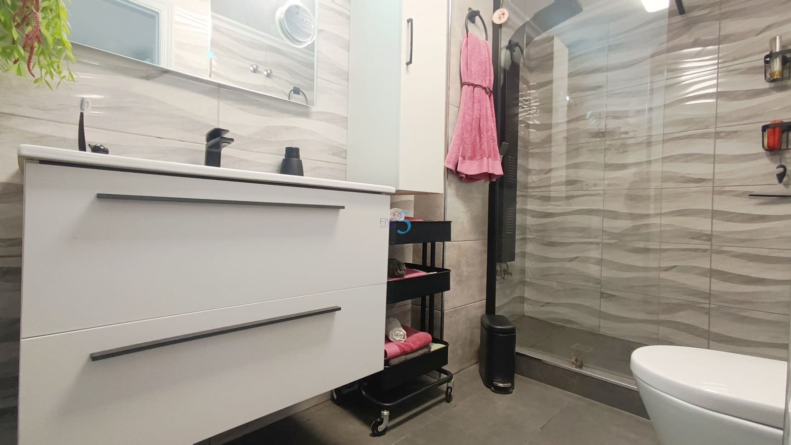 Apartamento de 2 habitaciones en Formentera del Segura en venta con piscina - 112.500 € (Ref: 9536407)