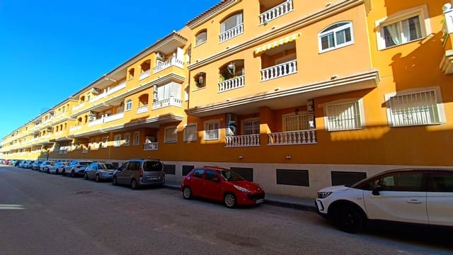 Apartamento de 2 habitaciones en Formentera del Segura en venta con piscina - 112.500 € (Ref: 9536407)