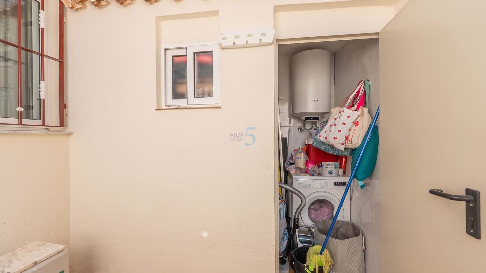 3 bedroom Townhouse for sale in Playa Flamenca with pool garage - € 189,900 (Ref: 9539090)