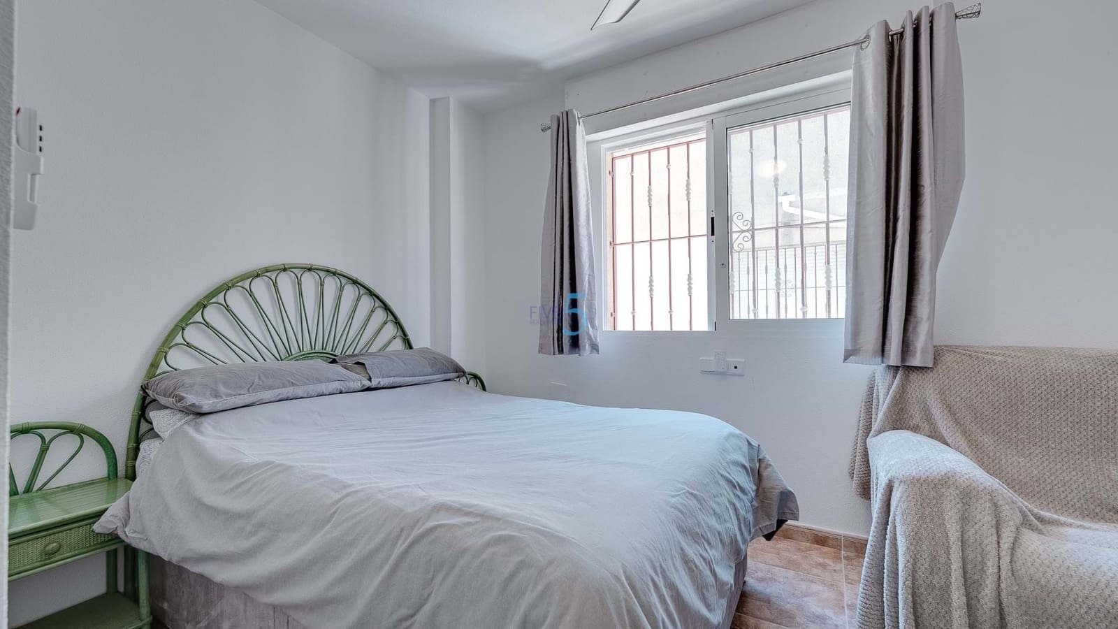 3 bedroom Townhouse for sale in Playa Flamenca with pool garage - € 189,900 (Ref: 9539090)