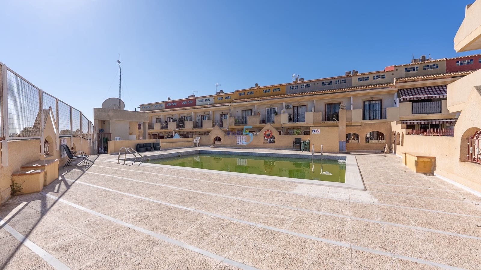 3 bedroom Townhouse for sale in Playa Flamenca with pool garage - € 189,900 (Ref: 9539090)