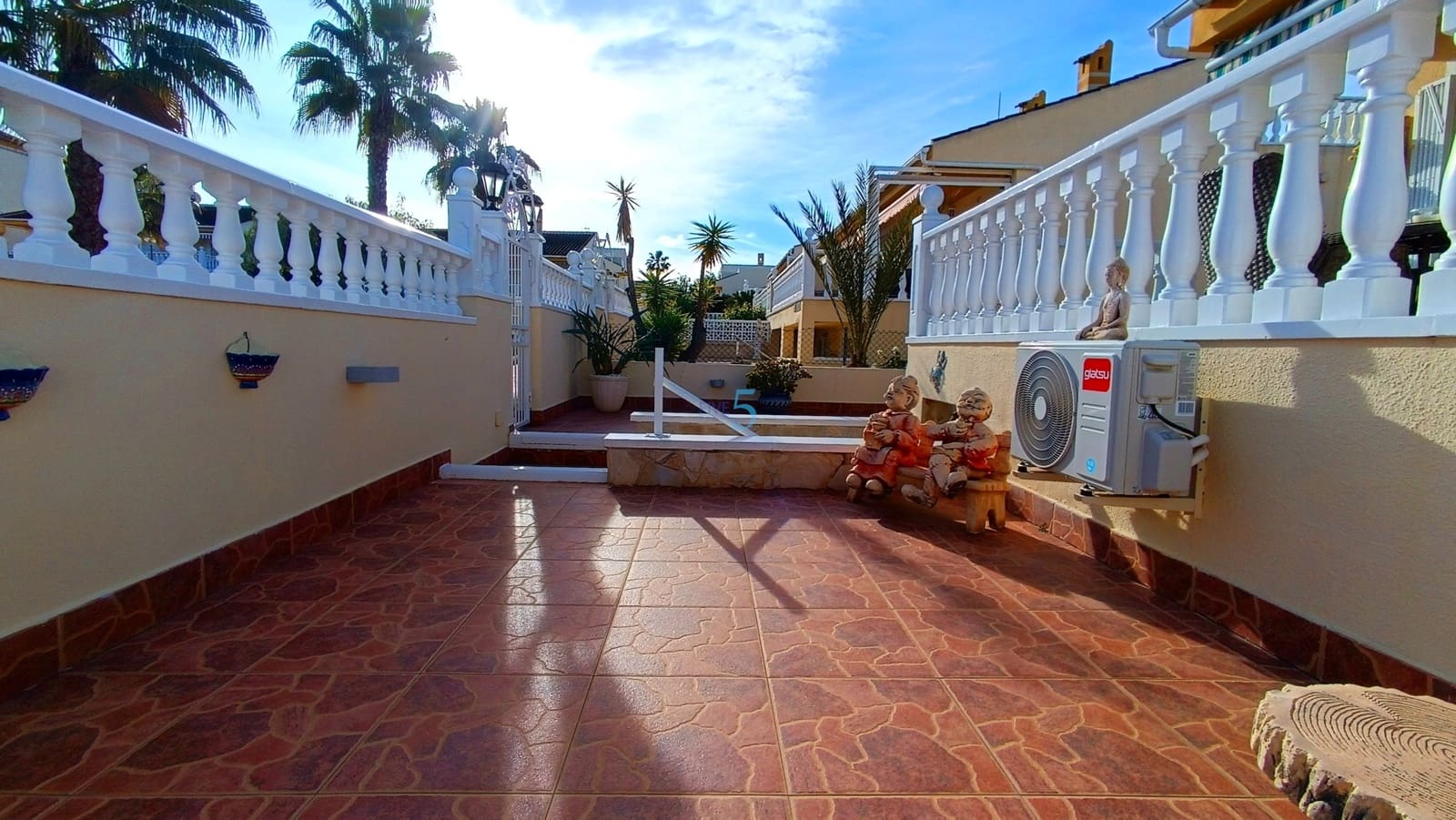 Pareado de 3 habitaciones en Rojales en venta con piscina garaje - 235.000 € (Ref: 9539682)